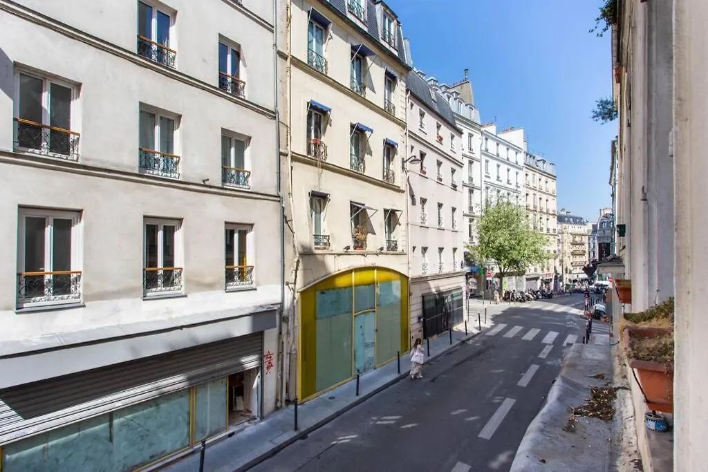 Hsh Magnifique Clery Sentier شقة